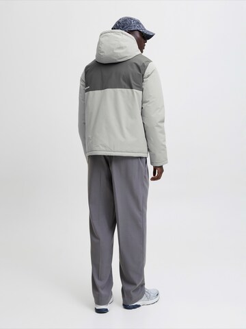 JACK & JONES Overgangsjakke 'JCOUNION' i grå