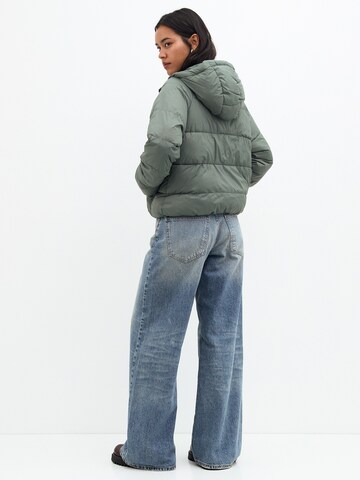 Veste mi-saison Pull&Bear en vert