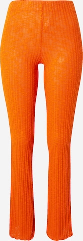 NEON & NYLON Flared Παντελόνι 'FAYE' σε πορτοκαλί: μπροστά