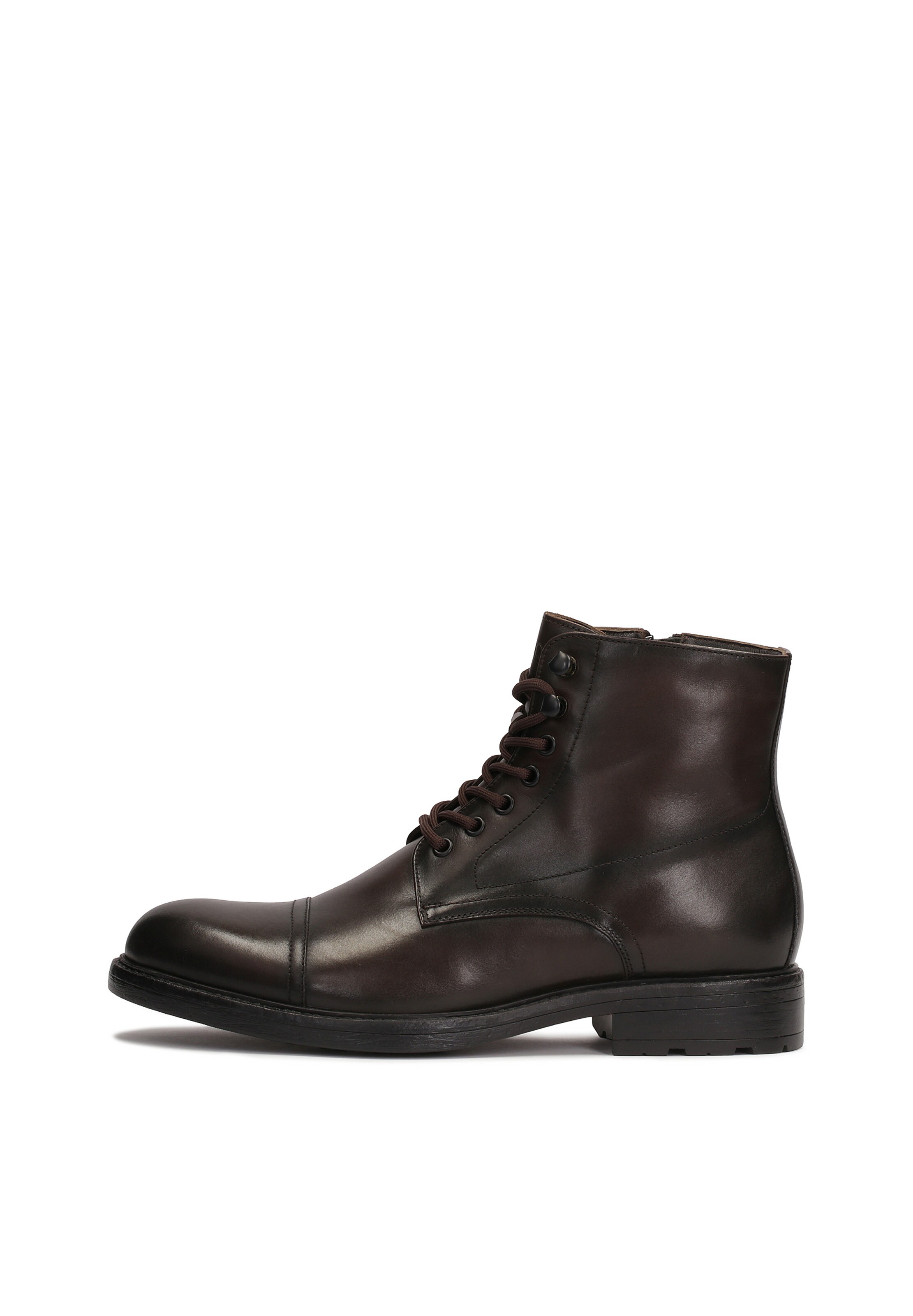 Baskets hautes Kazar en marron : devant