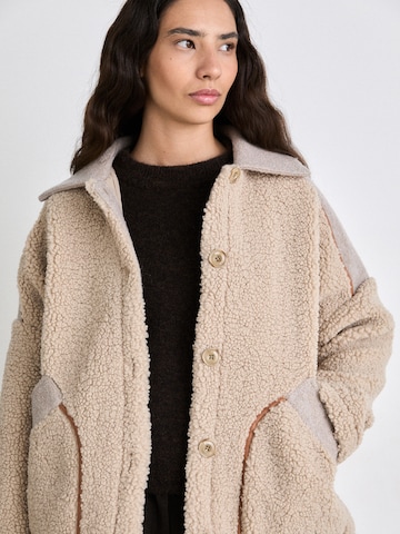 sessun - Chaqueta polar 'ICY ROCKY' en beige