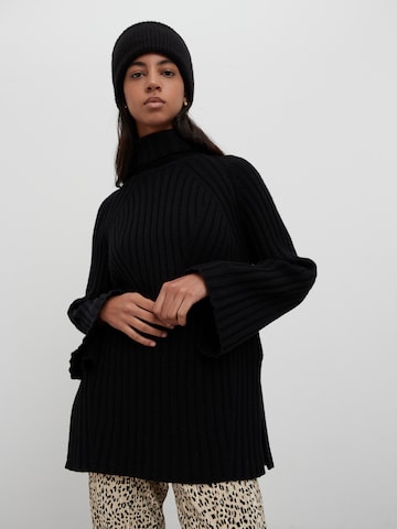 EDITED Sweter 'Hera' w kolorze czarny: przód