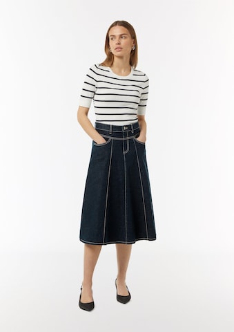 COMMA Skirt in Blue: front