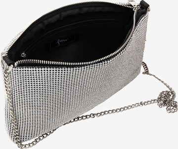 faina Clutch in Silver