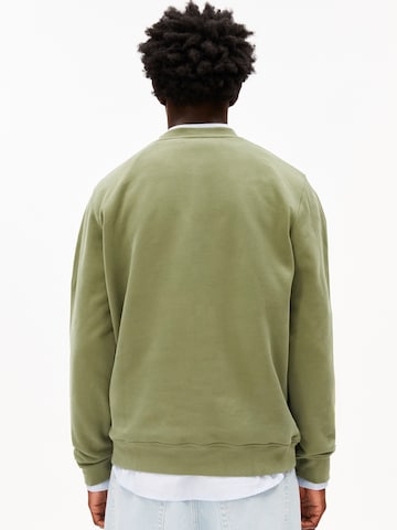 ARMEDANGELS Bluzka sportowa 'BAARO' w kolorze zielony