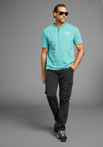 Man's World T-Shirt in Blau