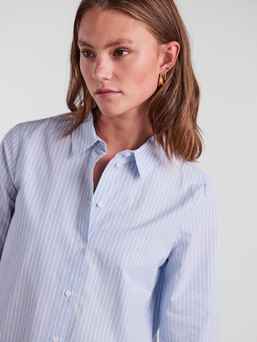 Camicia da donna 'Jiva' di PIECES in blu