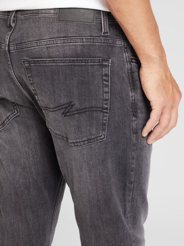 QS Slimfit Jeans in Grijs