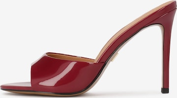 Mule Kazar en rouge : devant