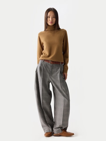 GOBI Cashmere Pullover 'Women's Timeless Cashmere Turtleneck Sweater'‌‌‌ in Beige