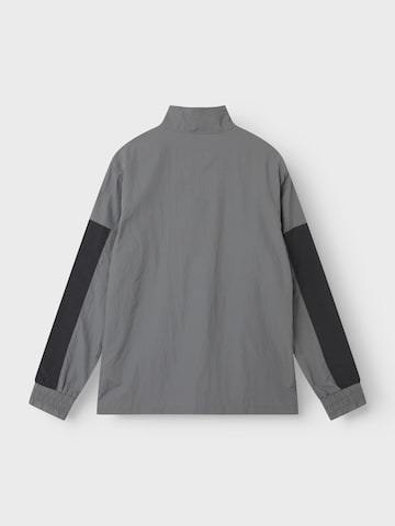 NAME IT Between-Season Jacket in Grey