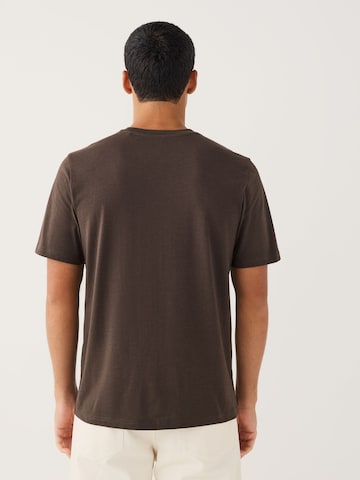 Next Футболка в Коричневый