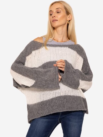 SASSYCLASSY Pullover in Grau