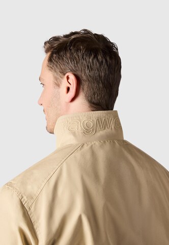 Veste mi-saison 'Izzyk' Ragwear en beige