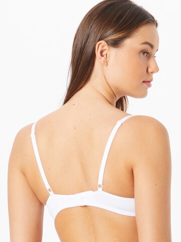 T-shirt Reggiseno di Boux Avenue in bianco