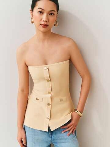 Next Stricktop in Gelb: Vorderseite