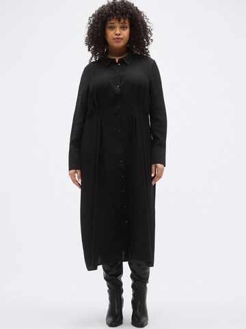 Vero Moda Curve Shirt Dress 'VMCOTEA' in Black: front