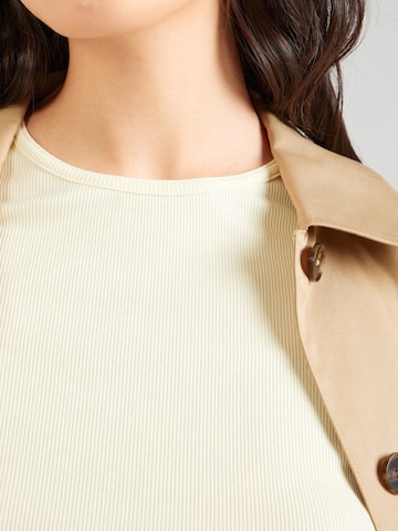 & Other Stories Футболка в Желтый