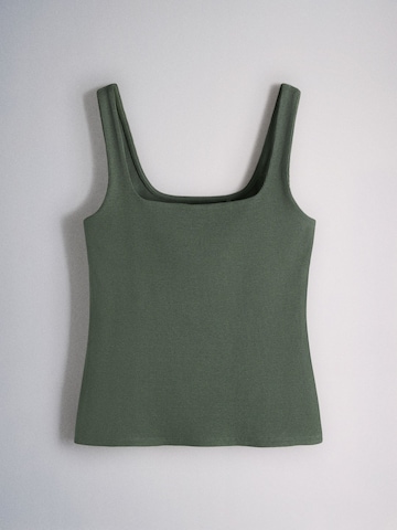 The Set Top in Bruin