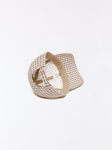 Bershka Cap in Braun