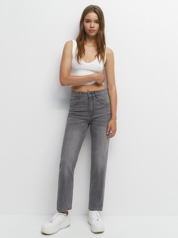 Pull&Bear Regular Дънки в сиво