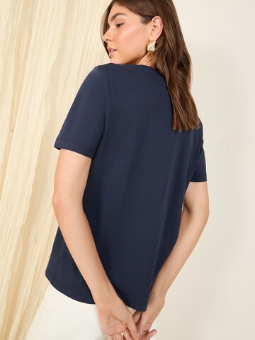 Friends Like These Shirt in Blauw