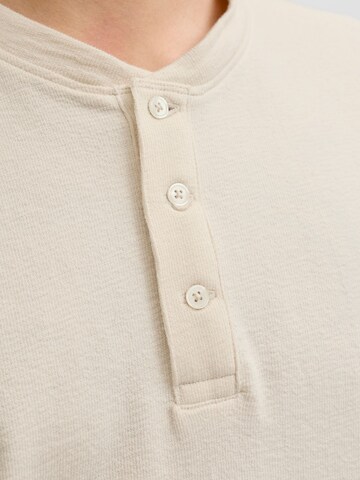 JACK & JONES T-shirt in Beige