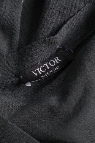 VICTOR Sweater & Cardigan in M-L in Black