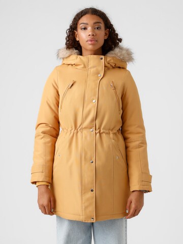 VERO MODA Winterparka 'Track' in Bruin: voorkant