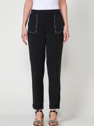 KOROSHI Regular Trousers in Black: front