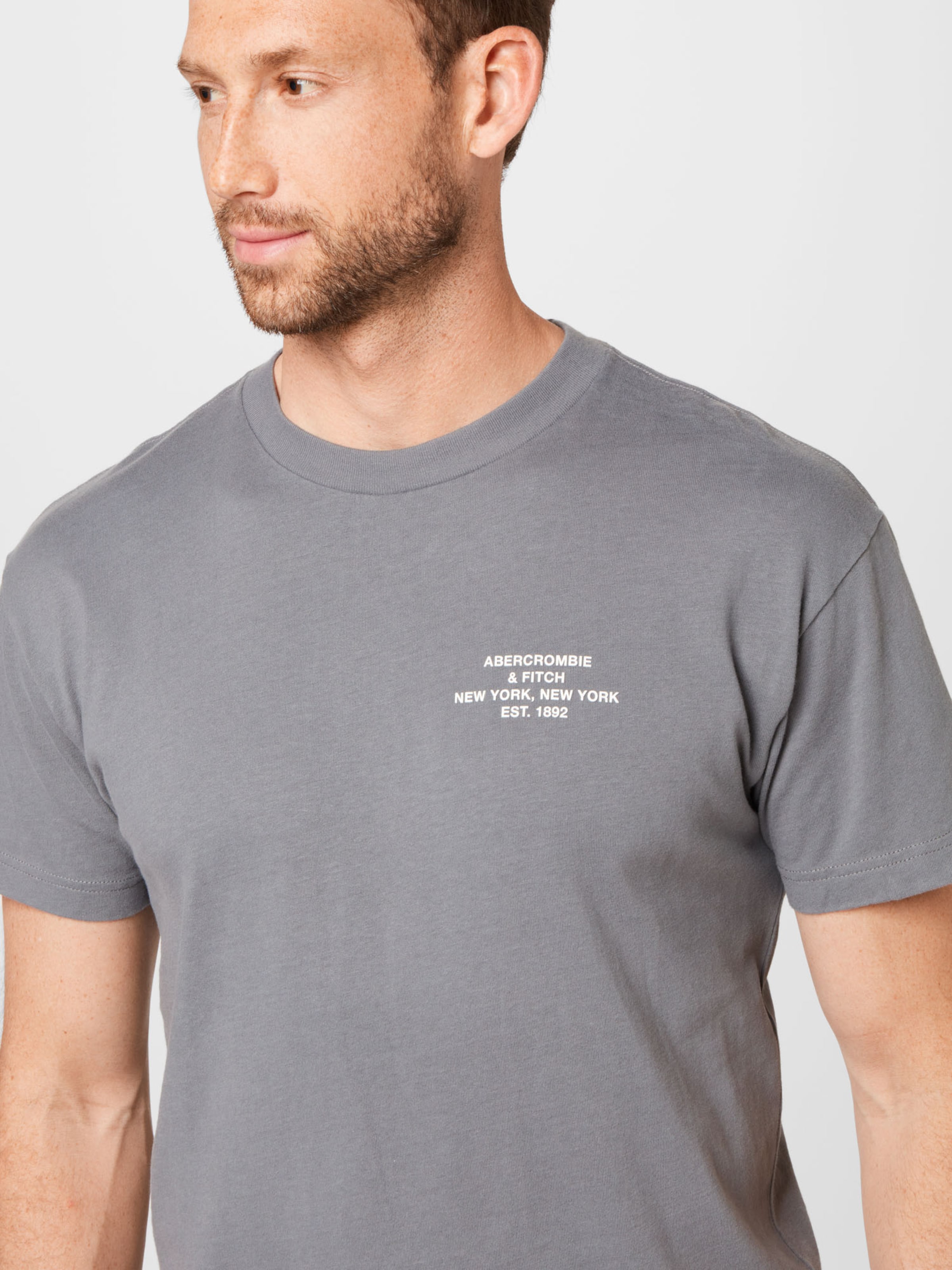 Männer Shirts Abercrombie & Fitch T-Shirt in Grau - TG96100 Männer Shirts Abercrombie & Fitch T-Shirt in Grau - TG96100