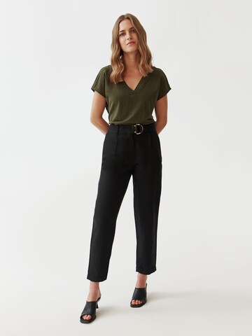 TATUUM - regular Pantalón 'Koso' en negro