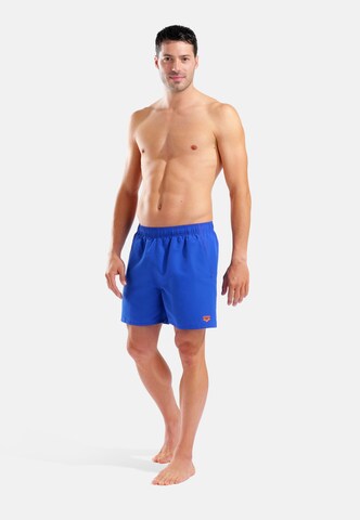 ARENA Badshorts 'Fundamentals Boxer R' i blå