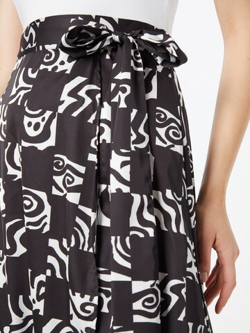 Monki Skirt in Black