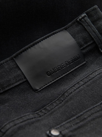 Ombre Tapered Jeans in Zwart