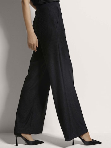 MADELEINE Wide Leg Hose in Schwarz