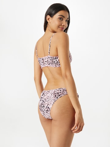 Nasty Gal - Reductor Bikini en rosa