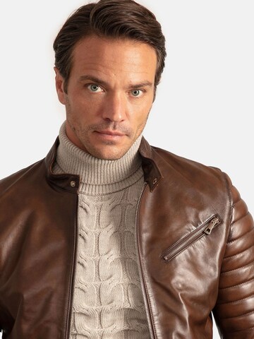 Jacey Quinn Jacke in Braun