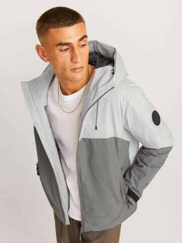 JACK & JONES Jacke 'JCOAiden' in Grau