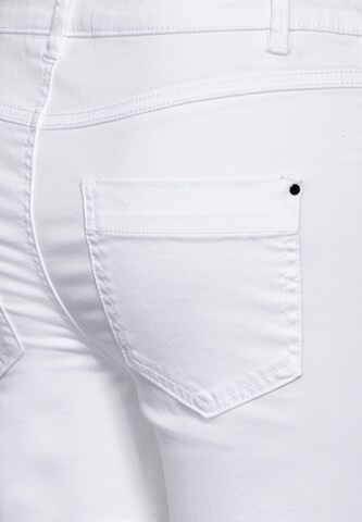 STREET ONE Slim fit Chino Pants in White