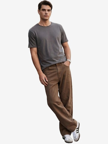 LTB Jeans - Camiseta 'LTB Jeans Herren Basic Kurzarm-T-Shirt' en gris