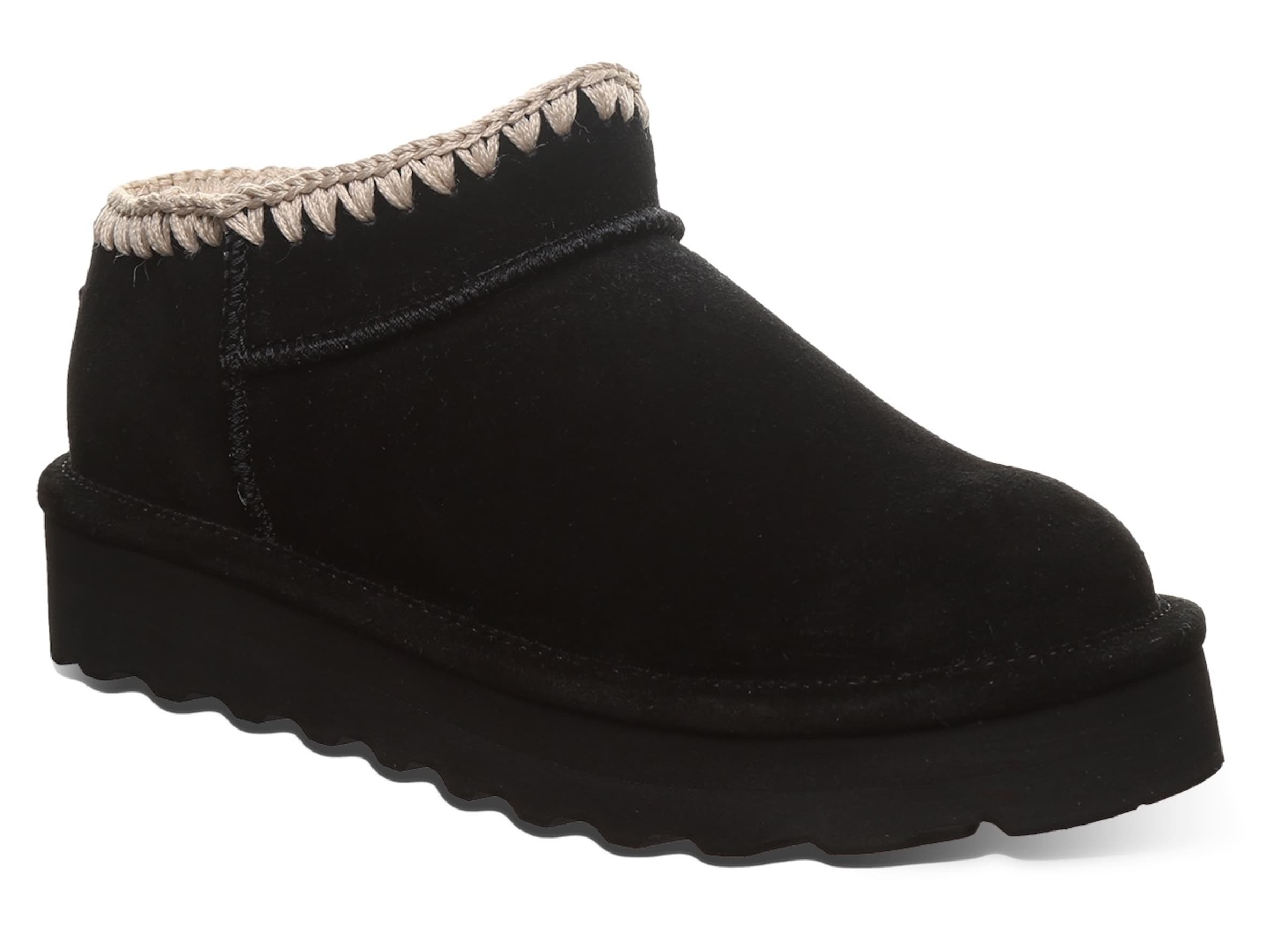 Bearpaw Boots in Black: front