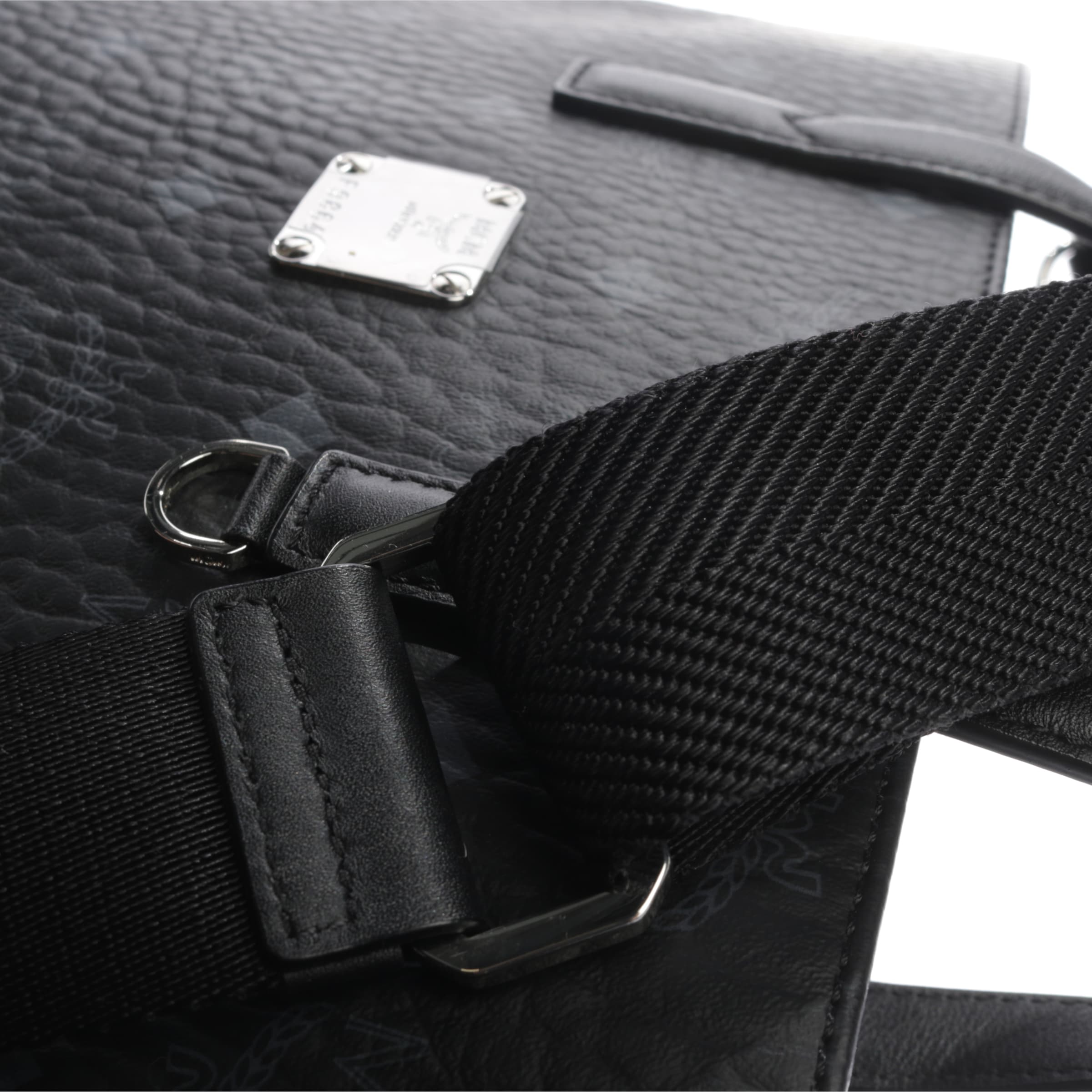 MCM Ledertasche One Size in Grau