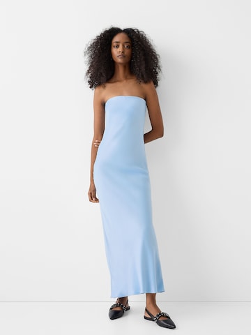 Bershka Kleid in Blau