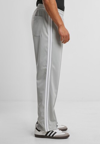 Urban Classics Loosefit Broek in Grijs