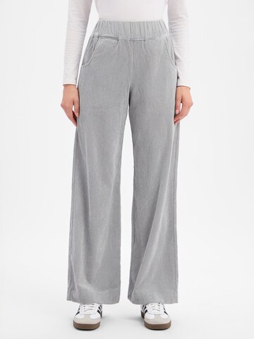 Marie Lund Wide Leg Hose in Grau: Vorderseite