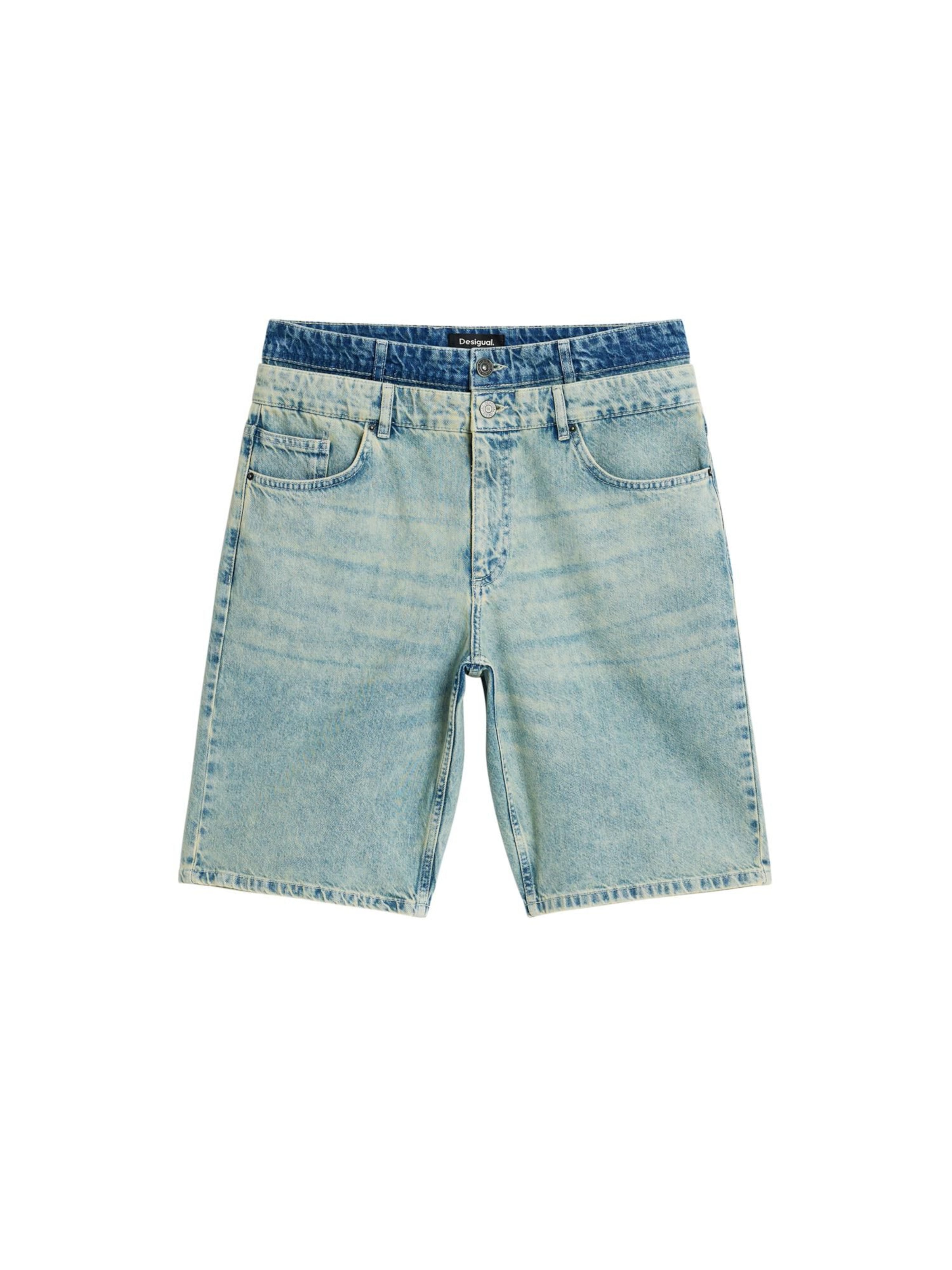 Desigual - Regular Calças de ganga 'Bermuda' em azul: frente