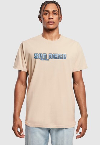 Merchcode T-Shirt 'Grand San Diego Skyline' in Beige: Vorderseite