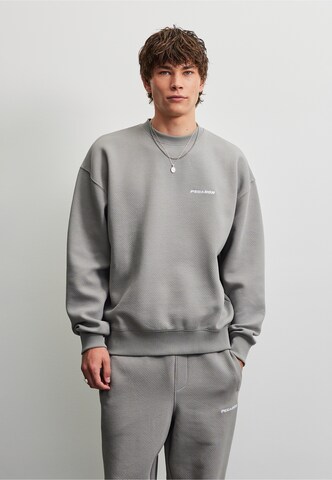 Sweat-shirt 'Tate' Pegador en gris : devant