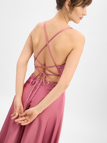 Laona Avondjurk in Rood